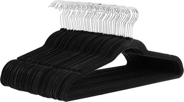 Amazon Basics Slim, Velvet